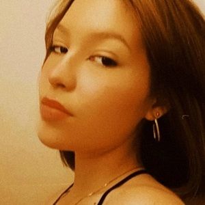 Meet your Posher, Lídia